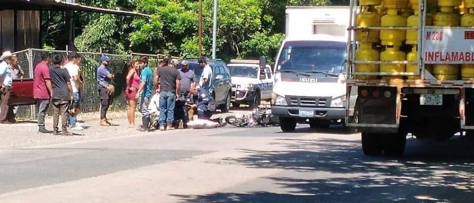Accidente de tránsito deja a motociclista lesionado en carretera Panamericana