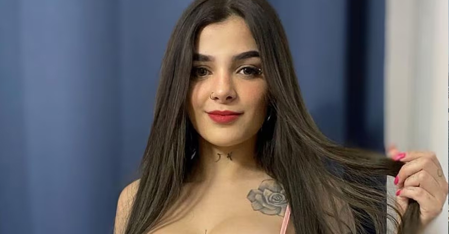 Karely Ruiz comparte nueva sesión de fotos con su pancita de embarazo