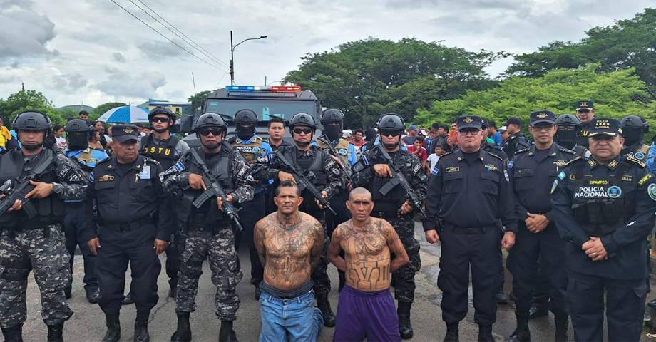 Autoridades de Honduras entrega a pandilleros salvadoreños capturados en el vecino país