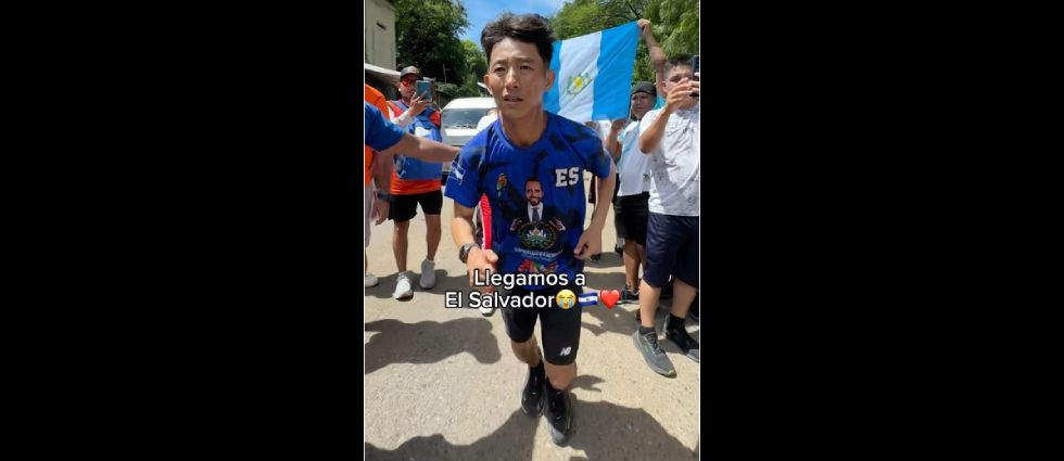 Shin Fujiyama llega a El Salvador como parte de su reto para construir 10 escuelas en Honduras