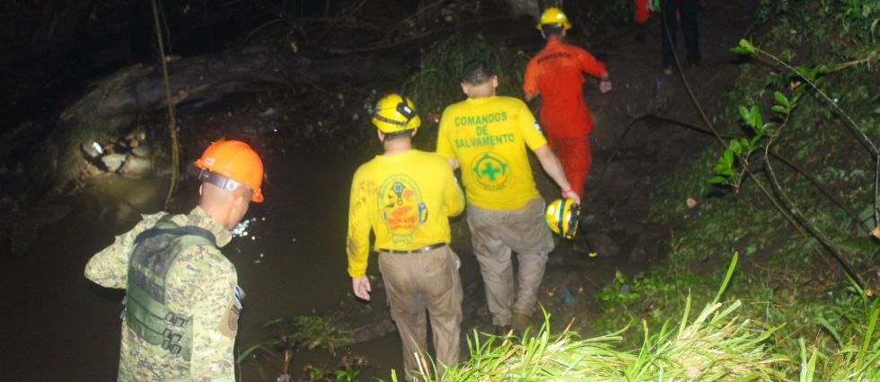 Identifican a joven de 24 años que fue arrastrada por crecida de un río en Cabañas