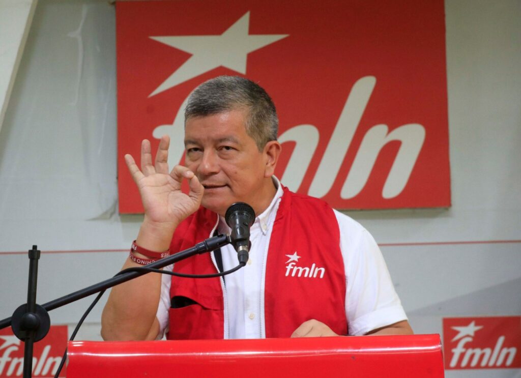 «Chino» Flores asegura que el FMLN no se encuentra en proceso depuración