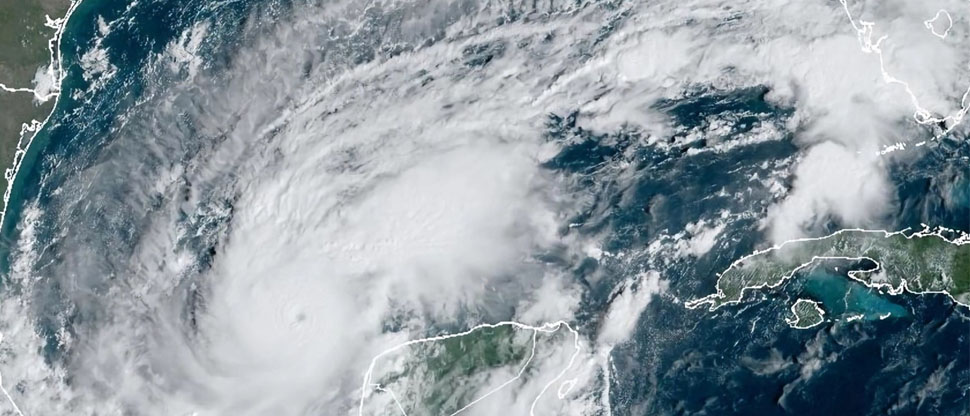 EEUU: Huracán Milton alcanza la categoría 5 y sigue su trayectoria hacia Florida