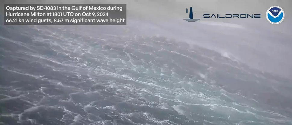 Dron capta olas de más de 9 metros dentro del huracán Milton