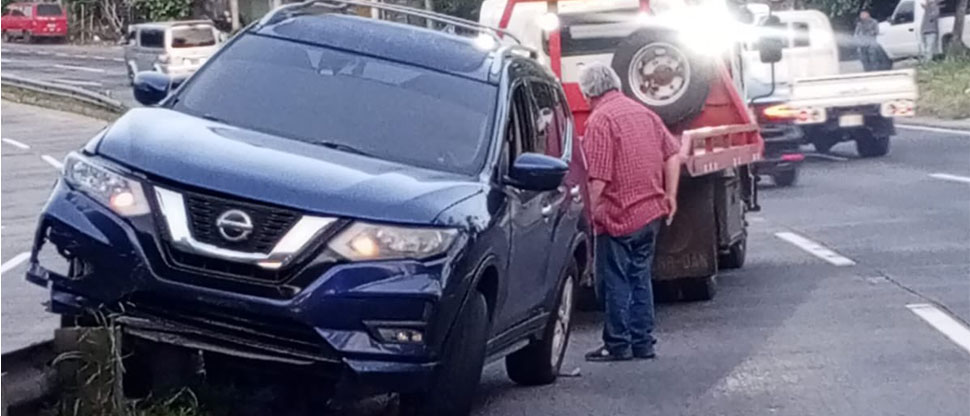 Conductor capturado por manejar en sentido contrario además tendrá que pagar casi $150 en multas