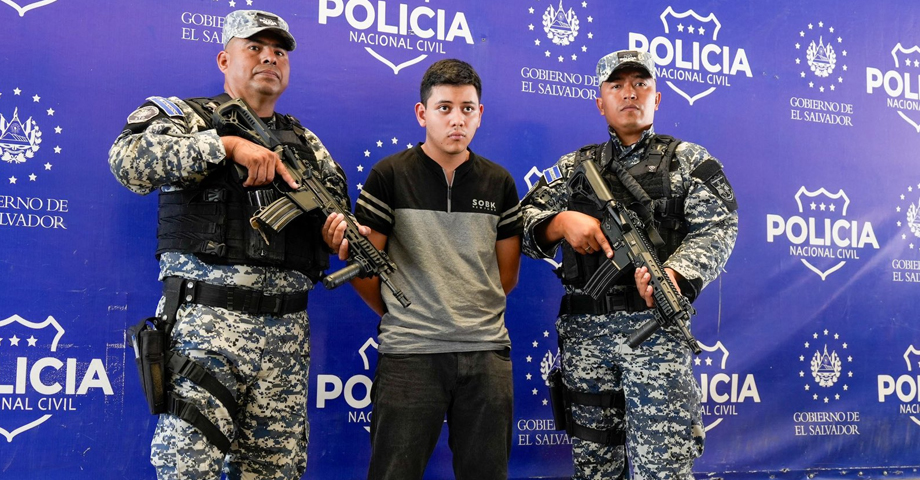 CAPTURADO: Este es el sujeto que atacó con arma blanca a estudiante de la UES