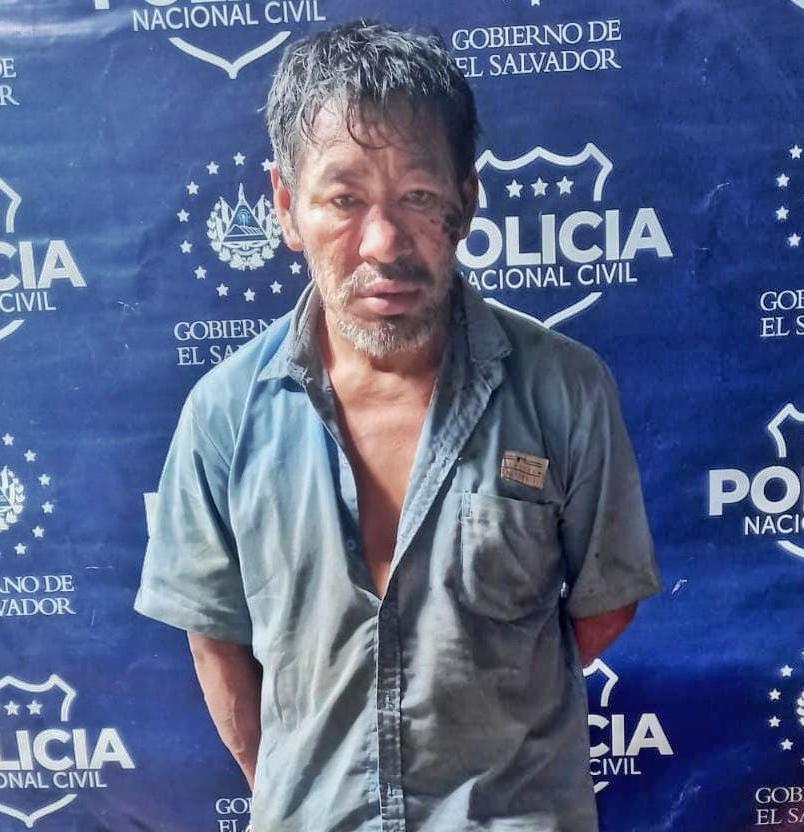 Capturan a hombre que golpeó con un palo a su amigo por rechazar invitación a embriagarse juntos