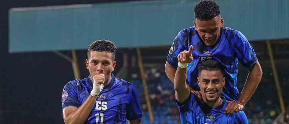 Darwin Cerén afirma que sus compañeros y Dóniga «ya no son unos niños» y deben analizar que se hace bien o mal