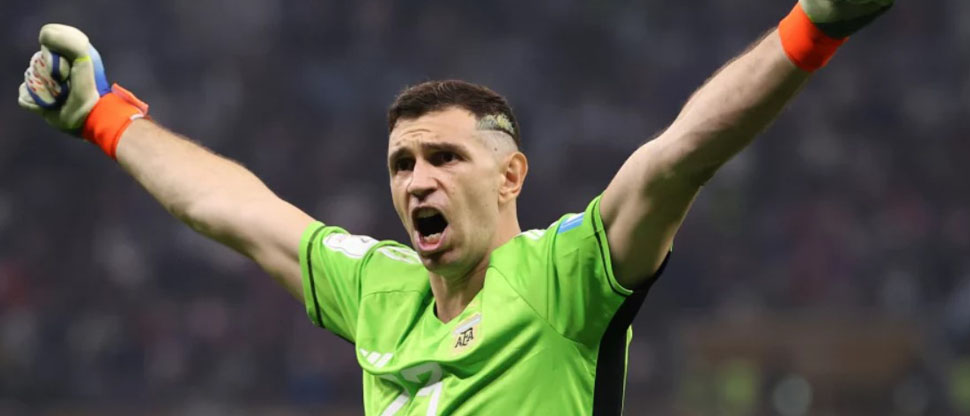 Emiliano Martínez, revalida el título al mejor portero del mundo