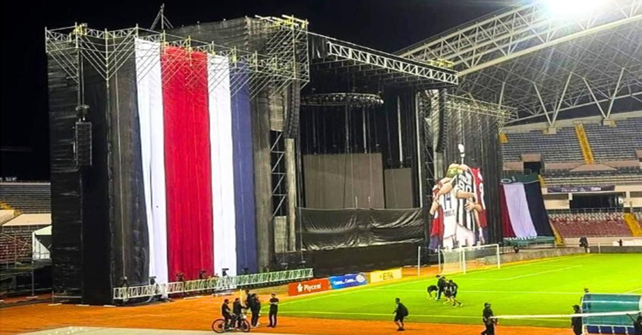Polémica por tarima montada en estadio de Costa Rica previo al partido contra Guatemala