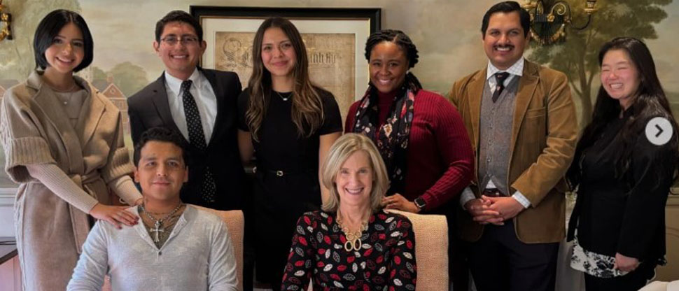 Prestigiosa Universidad de Harvard, galardona a Christian Nodal