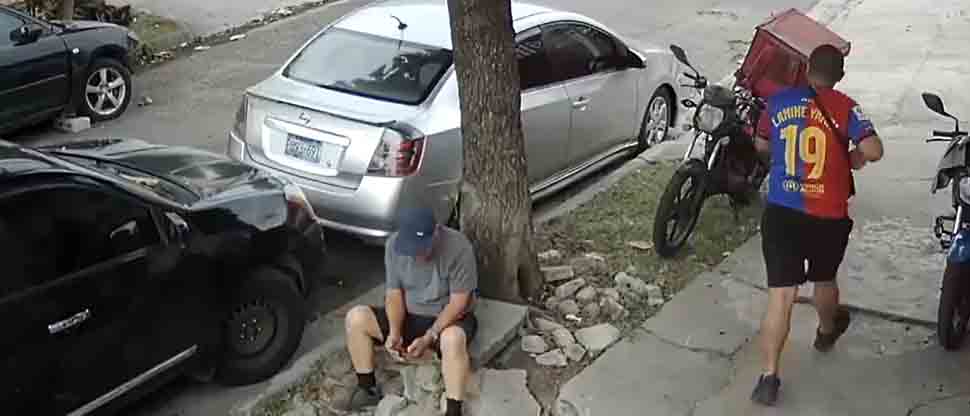 DEL BARCA TENÍA QUE SER: Salvadoreño se va sin pagar en restaurante tras el clásico