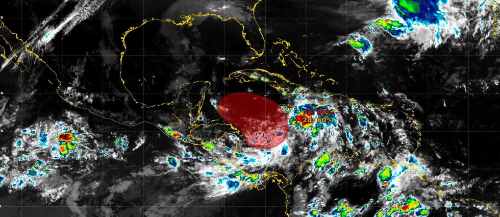 MARN vigila baja presión al sureste de Jamaica que tiene probabilidad de desarrollo ciclónico en las próximas horas