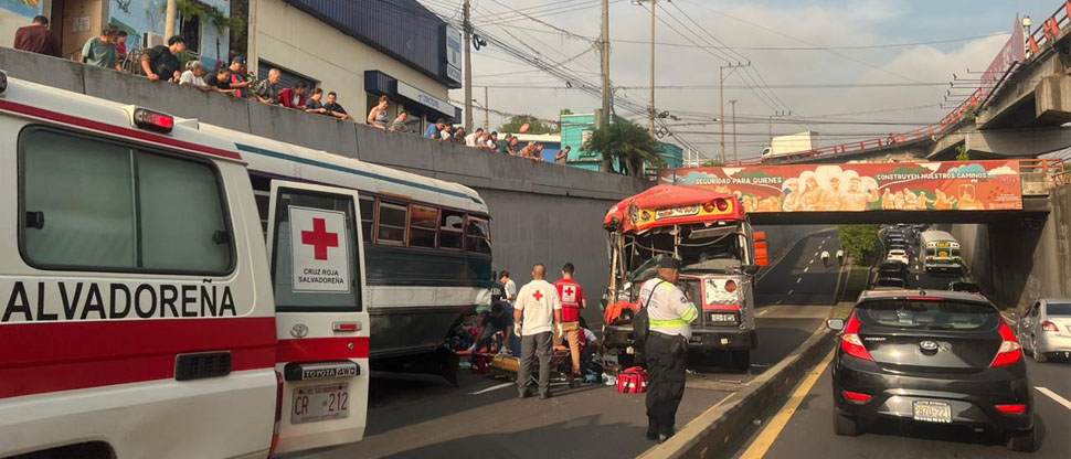 Arrestan a motorista de bus que provocó fuerte choque en el bulevar Venezuela esta mañana