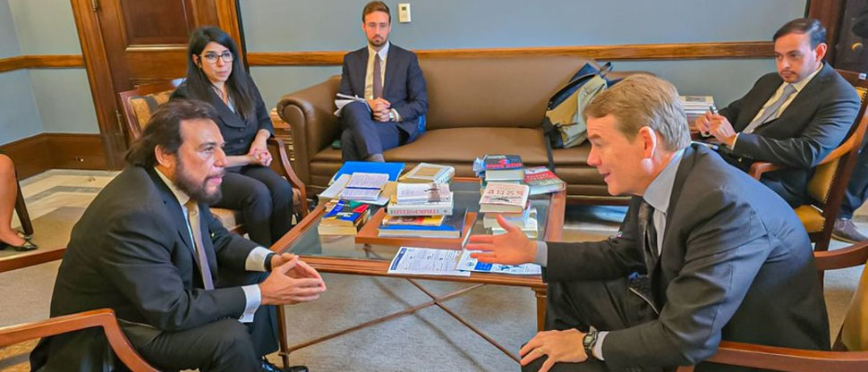 Vicepresidente Félix Ulloa expone a senadores facilidades de El Salvador para el “nearshoring”