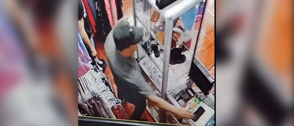 Ladrón hurta celular de bazar en Zacatecoluca sin percatarse que fue grabado en el acto