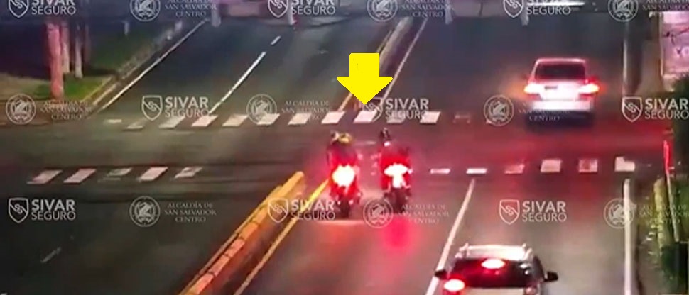 Motociclista huye tras chocar contra otro en Paseo General Escalón