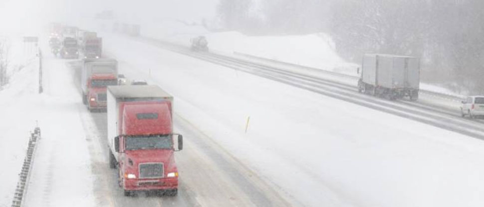 10 estados de EE.UU. están bajo alerta por tormenta invernal durante “Acción de Gracias”