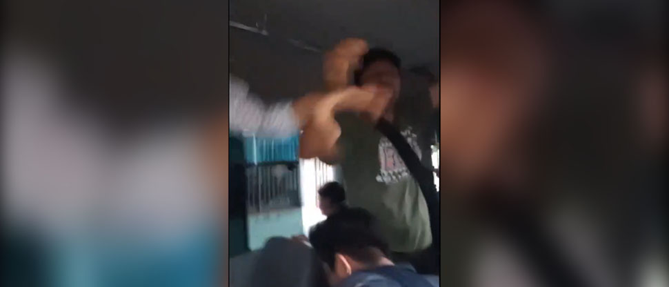 Denuncian a “farabundista” que agarró a puñetazo limpio a pasajeros de microbús