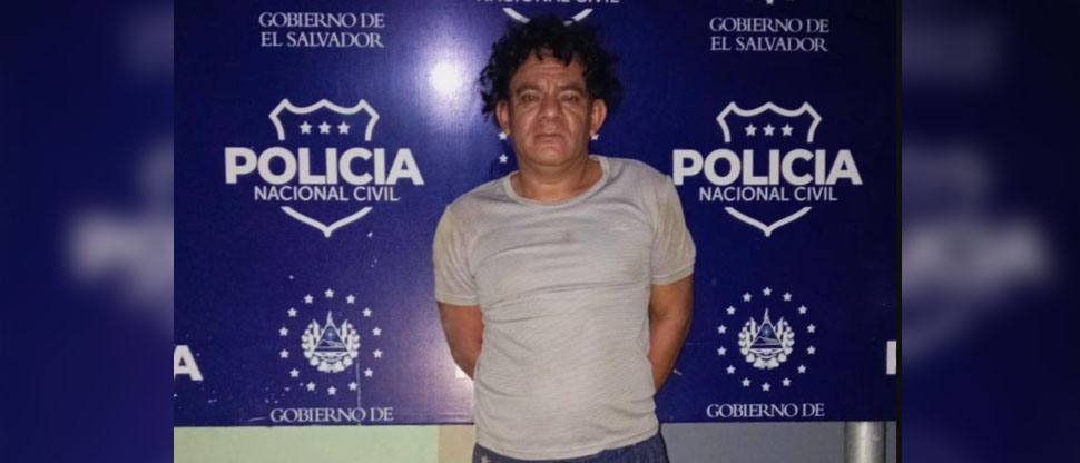 PNC capturó a hombre quién agredió a su pareja de vida y al ver a los azules escapó