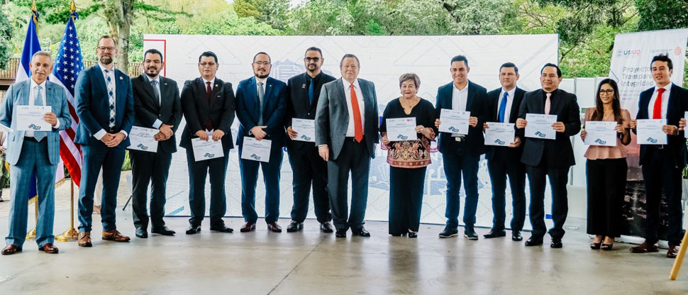 Nuevas instituciones de gobierno y alcaldías se suman a proyecto de transparencia de los EE.UU