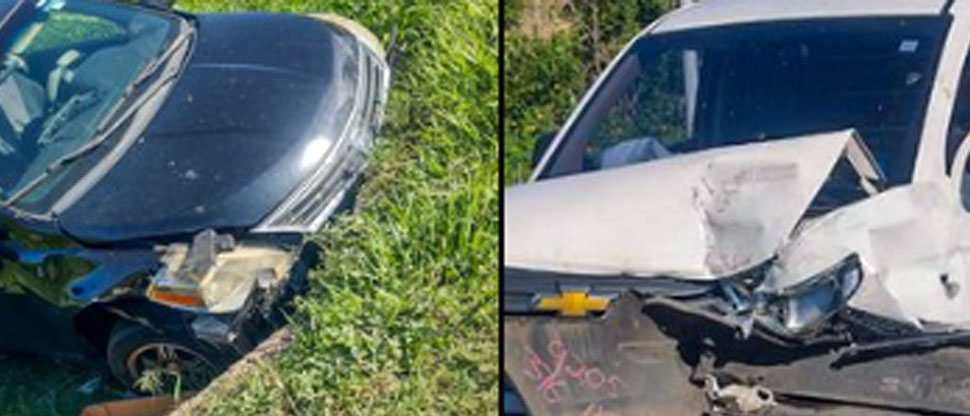Conductores provocan fuerte choque en carretera a Santa Ana