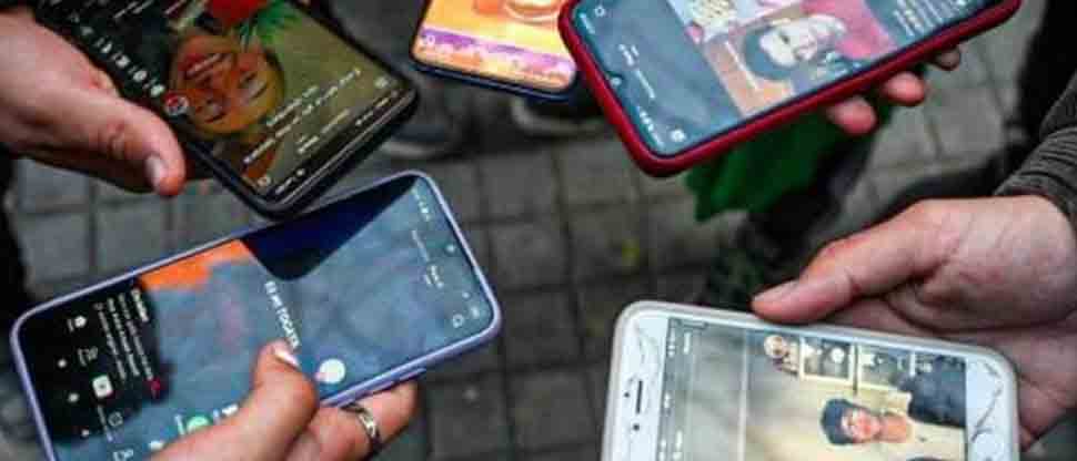 Australia prohibirá el acceso a las redes sociales a los menores de 16 años por protección