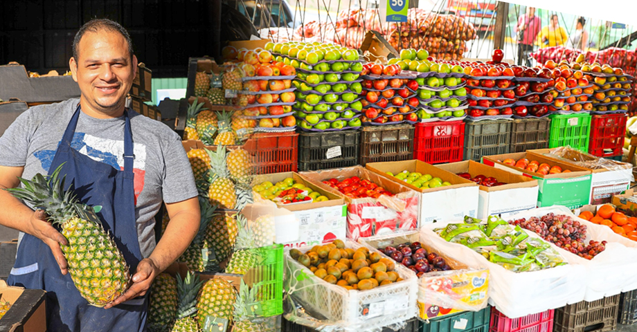 Central de abastos: salvadoreños adquieren productos frescos, de calidad y a buen precio todos los días