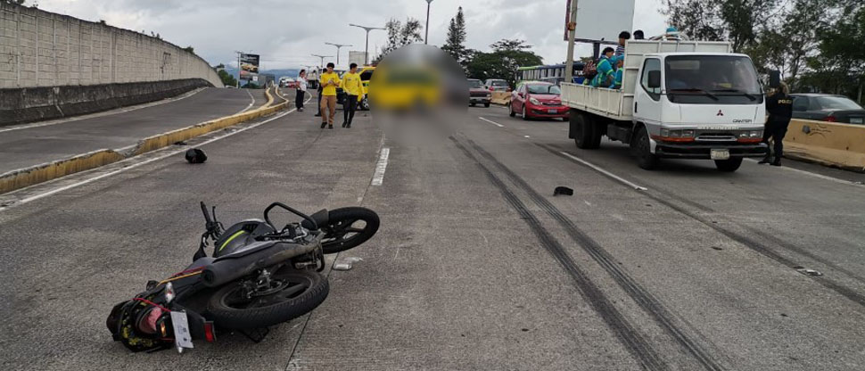 Motociclista fallece tras ser arrollado por conductor de volqueta en bulevar Monseñor Romero