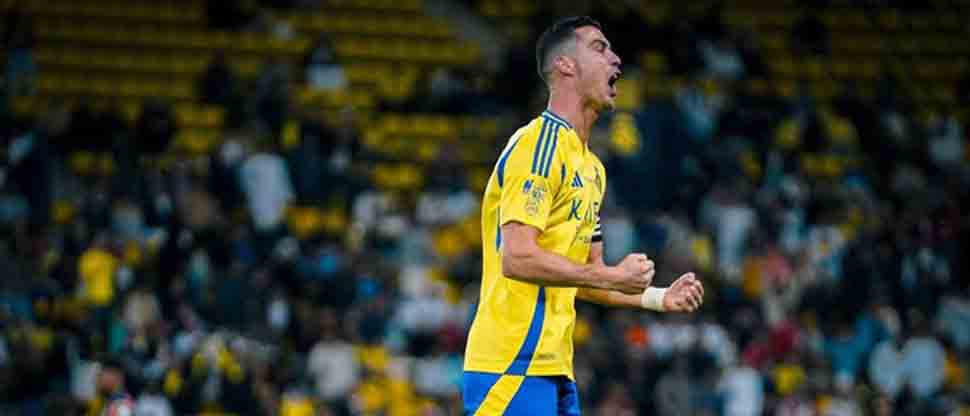 Cristiano Ronaldo anota un doblete y llega a los 915 goles