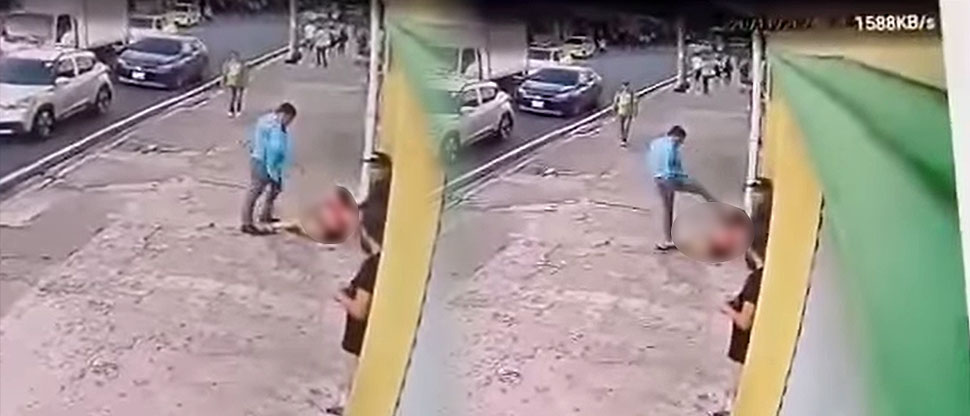 Sujeto “noquea” a mujer de un fuerte golpe en plena calle de San Salvador