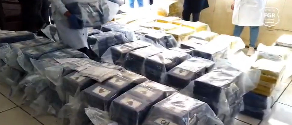 Coordinan destrucción de droga incautada en costa salvadoreña y valorada en $38 millones