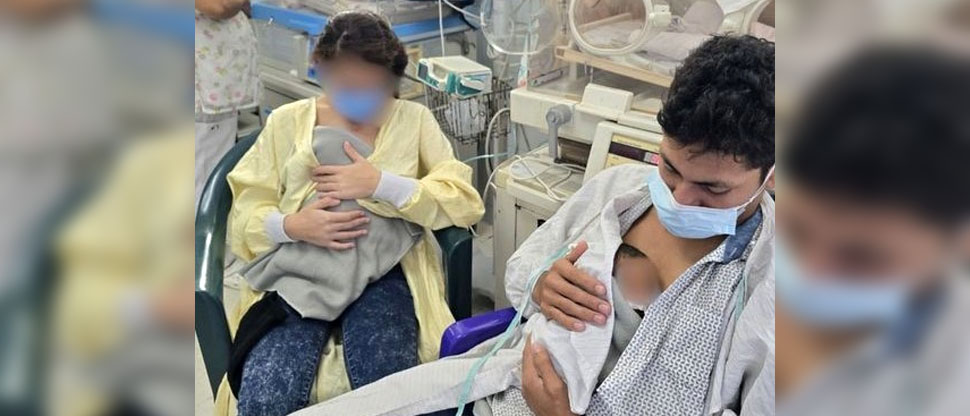 Con tan solo 14 años de edad, jovencita da a luz a trillizos