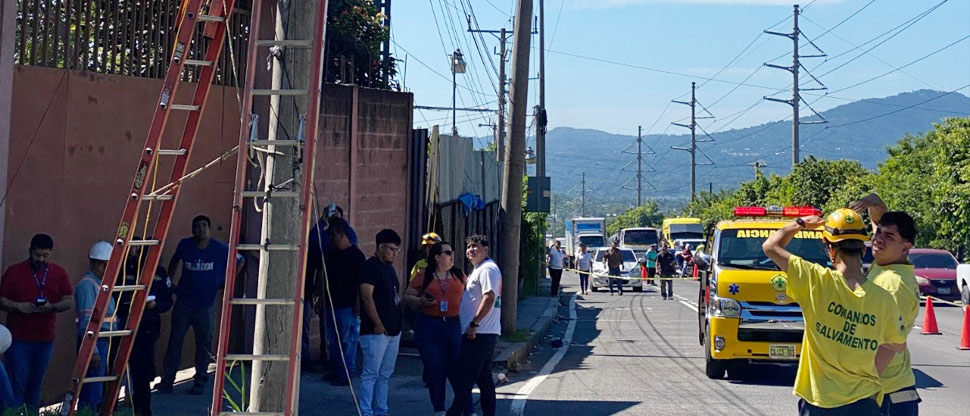 Trabajador muere tras recibir descarga eléctrica en carretera de Oro, Ilopango