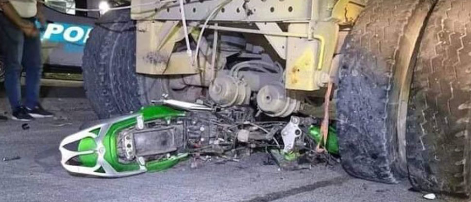 Tres fallecidos dejó un accidente de tránsito entre una motocicleta y una rastra en Opico