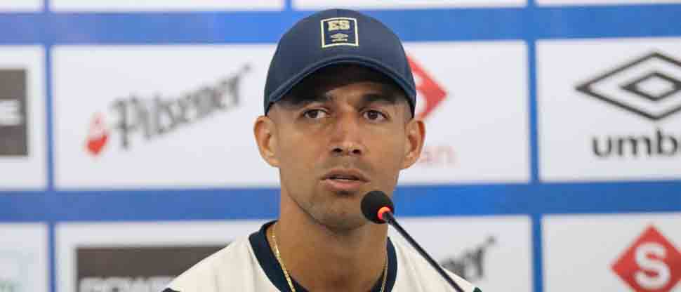 Nelson Bonilla se siente ultrajado por la afición y afirma que seguirá en La Selecta