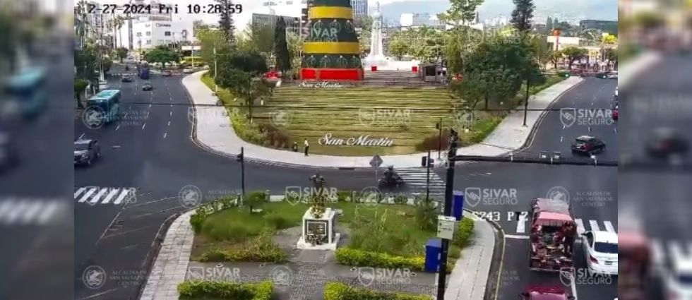 Cámaras captan momento del sismo de 5.3 grados en zona del Salvador del Mundo