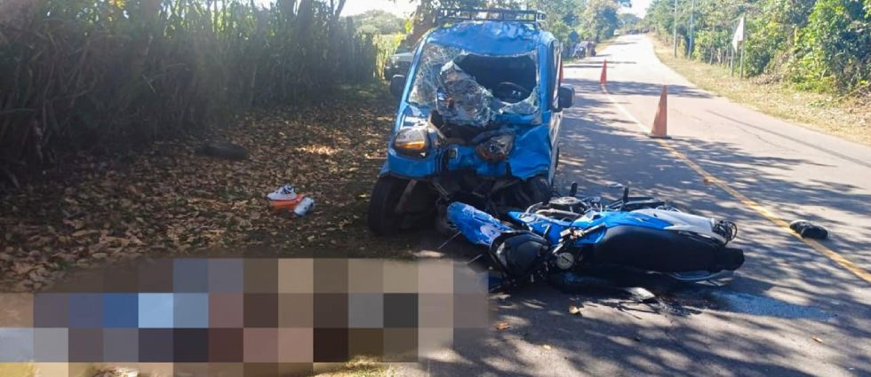 Usulután: conductor intenta rebasar y acaba sin vida en el intento