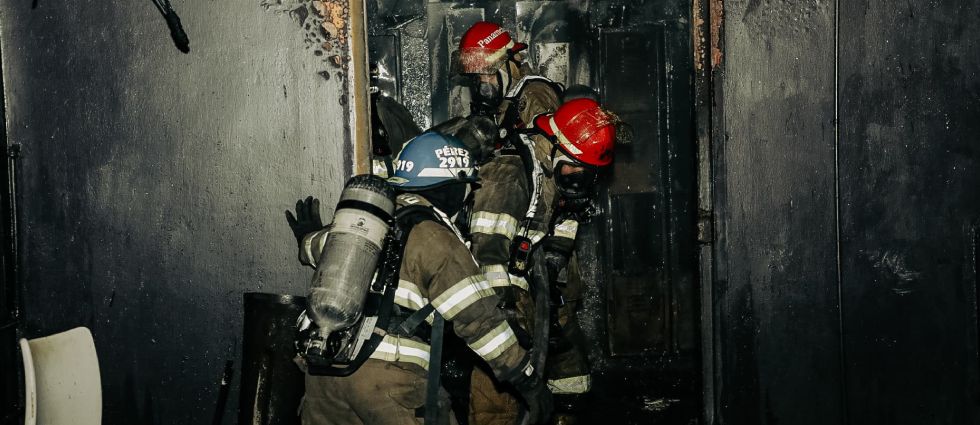 Sofocan incendio en restaurante ubicado en calle Los Sisimiles de San Salvador