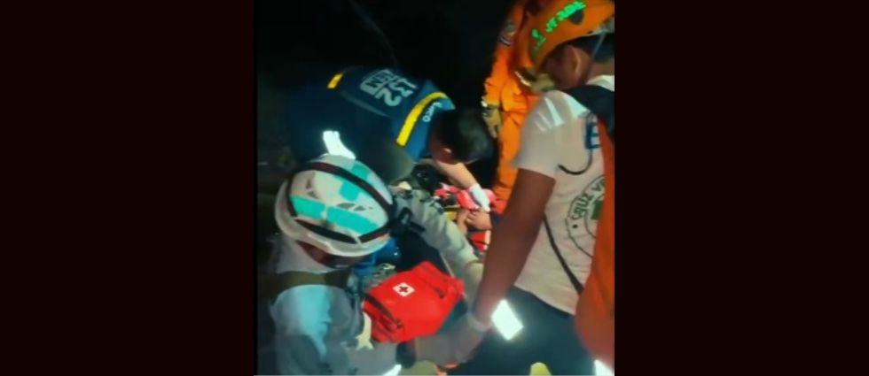 Persona sobrevive a caída en un barranco de unos 100 metros de altura en La Paz