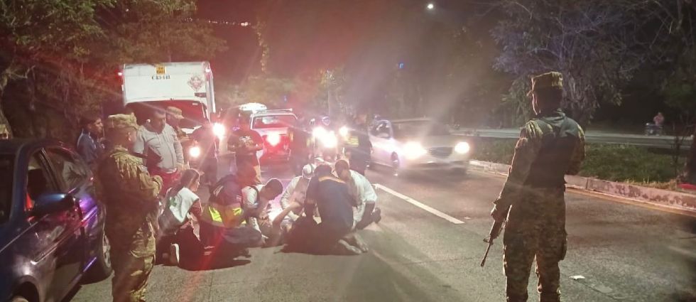 Reportan dos lesionados tras accidente en San Marcos