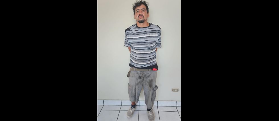 Capturan a sujeto ebrio que hurtó un camión y al huir arrolló a un ciclista en Chalatenango