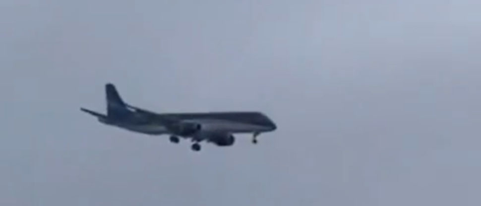 Revelan video del instante exacto cuando se estrelló avión con 67 a bordo en Kazajistán