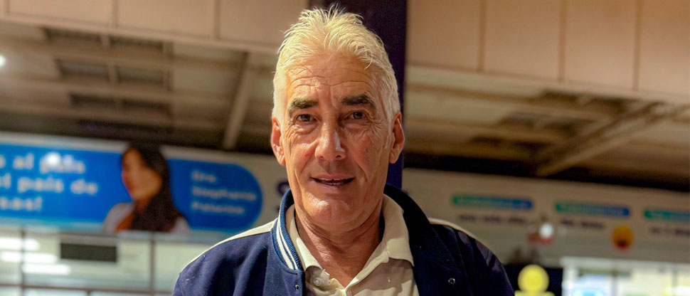 Inicia el camino para ganar el título: Ya está en el país el nuevo DT del Alianza