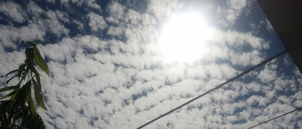 JUZGUE USTED: Formación de nubes “petatiada” preocupa a usuarios de redes sociales