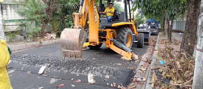Obras Públicas mejora túmulo descomunal colocado por ciudadanos en San Jacinto