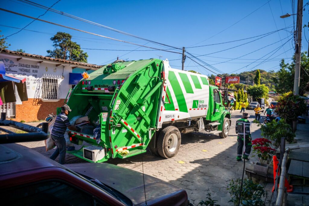ANDRES recolecta 3,600 toneladas de basura en San Salvador Sur