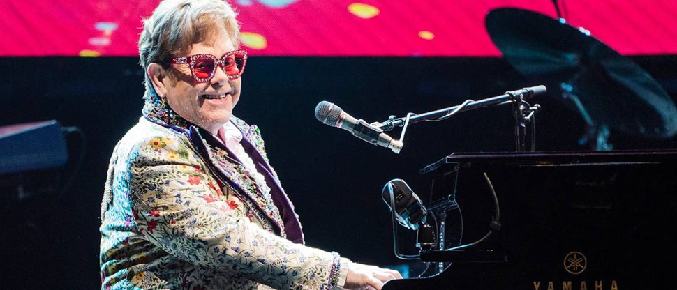 Elton John es nombrado Ícono del año por la revista Time