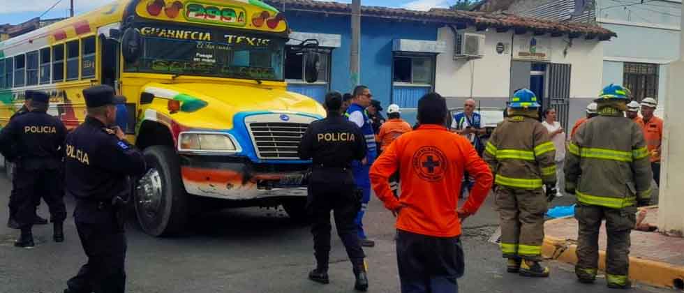 Mujer fallece tras fuerte accidente de tránsito este 31 de diciembre