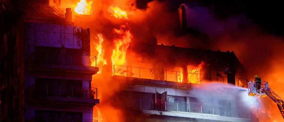 TRINIDAD & TOBAGO: muere ministra de Educación y sus dos hijos en incendio